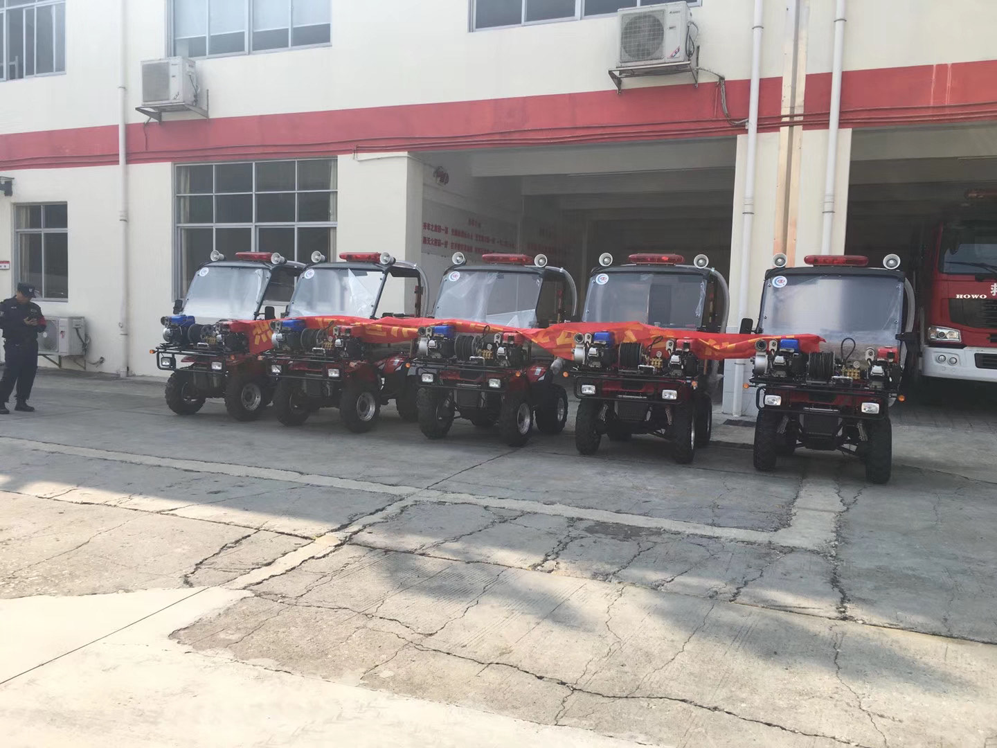 深圳市燕羅街道辦攜手興舞助力街道消（xiāo）防安全（quán）(圖3)
